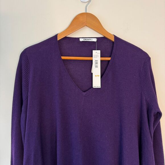 DKNYC Women's Asymmetrical Hem Purple Sweater Size Small Medium - Picture 3 of 4